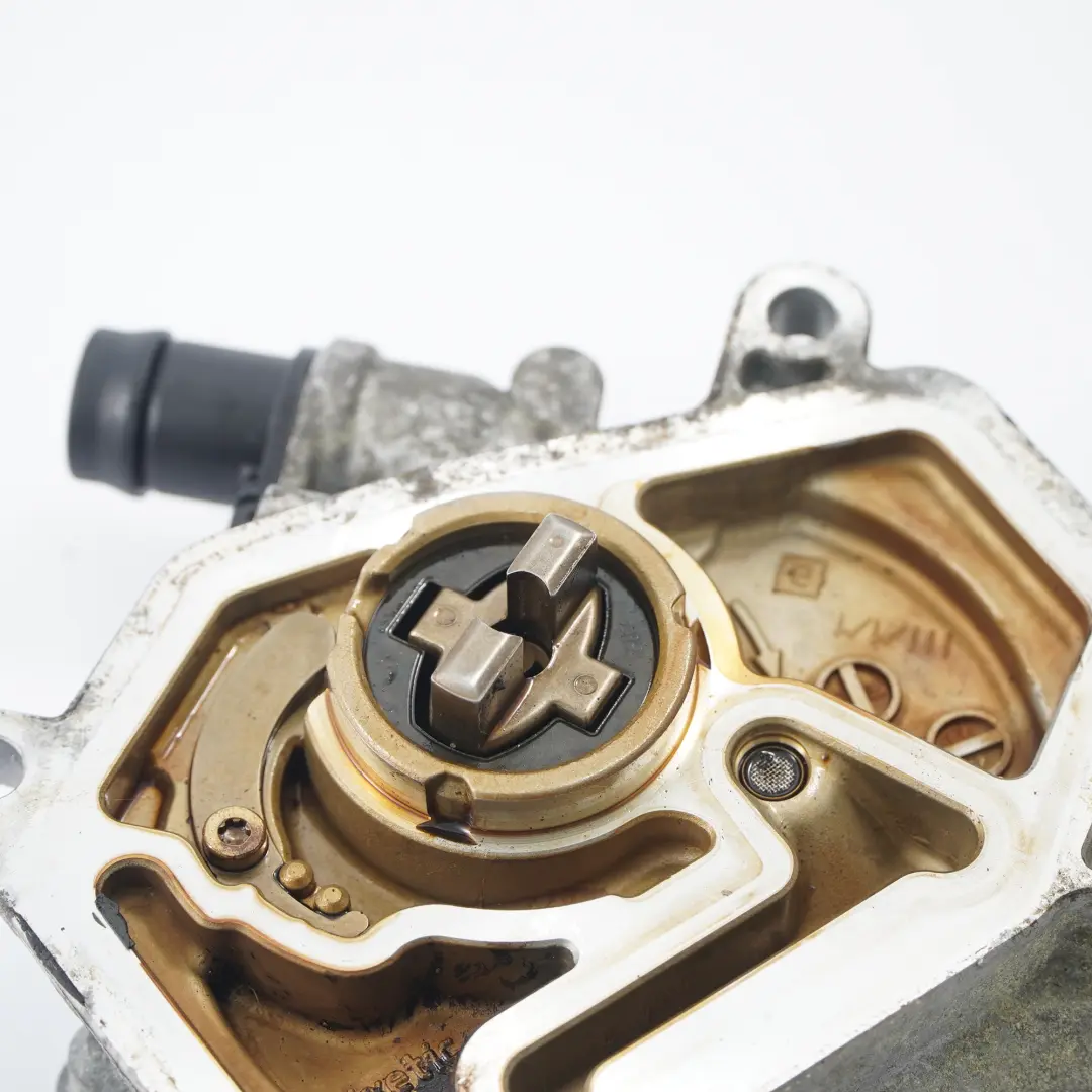 M270 Benzin Motor Vakuum Pumpe für Mercedes W176 W204 C207 W212 W246 mit Teilenummer A2701800901 Mercedes W176 W204 C207 W212 W246 M270 Benzin Motor Vakuum Pumpe - SKU A2701800901 - Teilenummer A2701800901