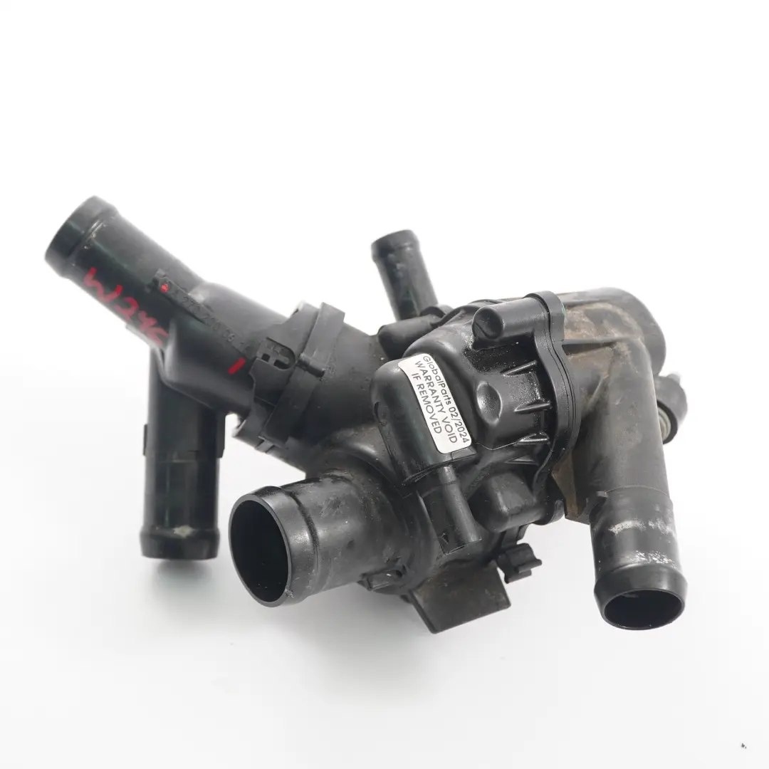 M270 Alloggiamento termostato refrigerante per Mercedes C117 W176 W246 con numero di parte A2702000615 Mercedes C117 W176 W246 M270 Alloggiamento termostato refrigerante - SKU A2702000615 - Numero di parte A2702000615