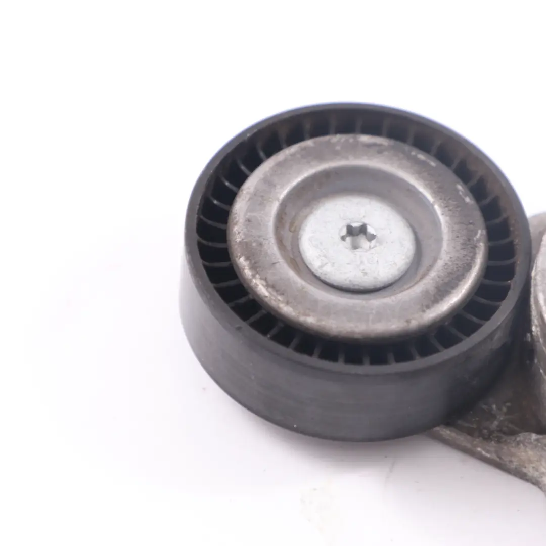 Poulie de Courroie Mercedes W177 M260 Moteur Alternateur Tendeur pour à propos du numéro de pièce A2702002100 Poulie de Courroie Mercedes W177 M260 Moteur Alternateur Tendeur - SKU A2702002100 - Numéro de pièce A2702002100