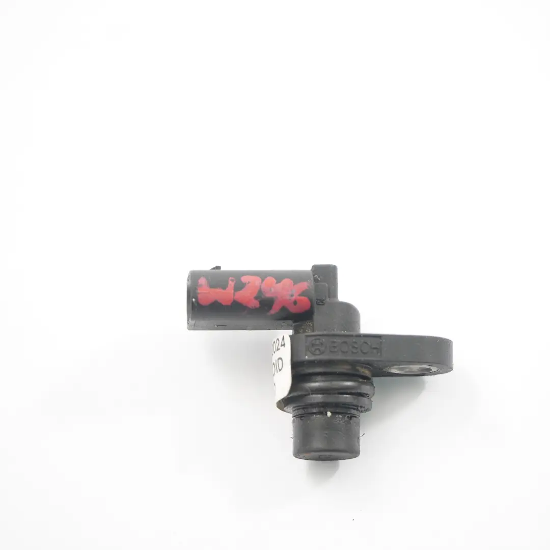 M270 Nockenwellenstellungs Sensor für Mercedes W246 W242 W176 W205 mit Teilenummer A2709050400 Mercedes W246 W242 W176 W205 M270 Nockenwellenstellungs Sensor - SKU A2709050400 - Teilenummer A2709050400