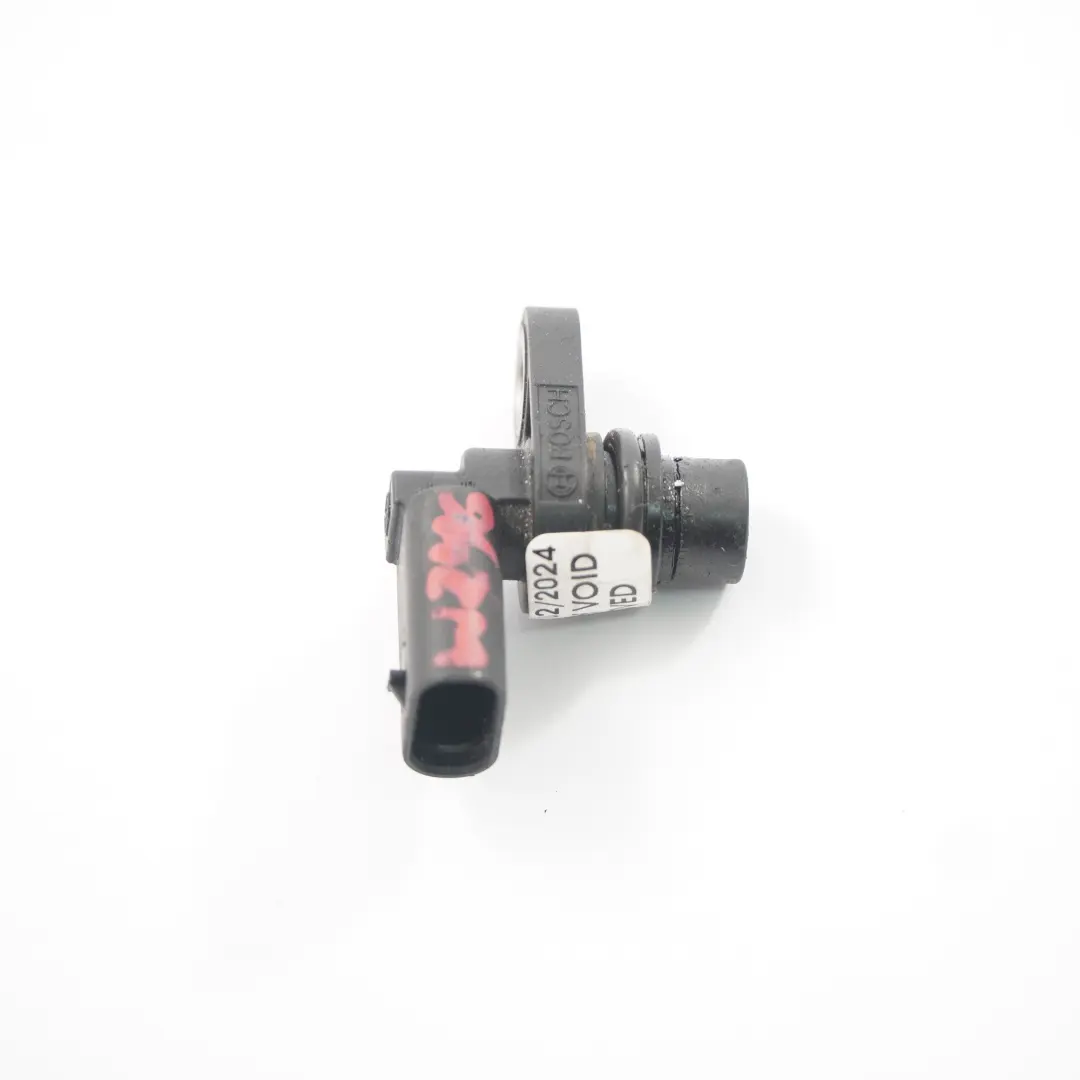 M270 Camshaft Position Sensor to Mercedes W246 W242 W176 W205 with Part number A2709050400 Mercedes W246 W242 W176 W205 M270 Camshaft Position Sensor - SKU A2709050400 - Part number A2709050400