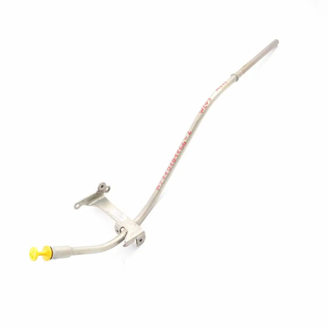 Ölmessstab Motorölwanne Führungsrohr M271 für Mercedes W203 C209 mit Teilenummer A2710101166 Mercedes W203 C209 Ölmessstab Motorölwanne Führungsrohr M271 - SKU A2710101166-2 - Teilenummer A2710101166