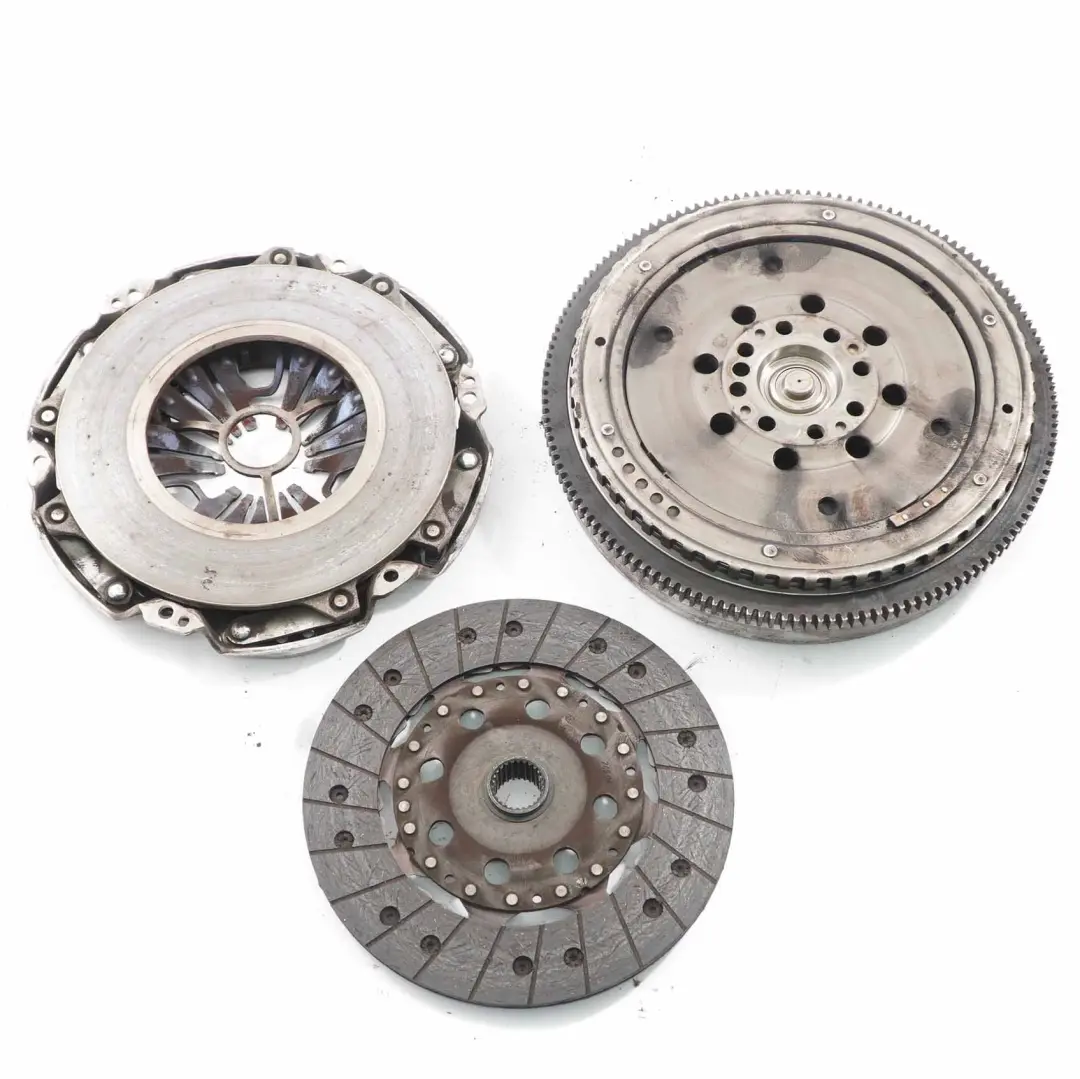 Mercedes W204 M271 Kit d'embrayage double volant moteur - SKU A2710301705 - Numéro de pièce A2710301705