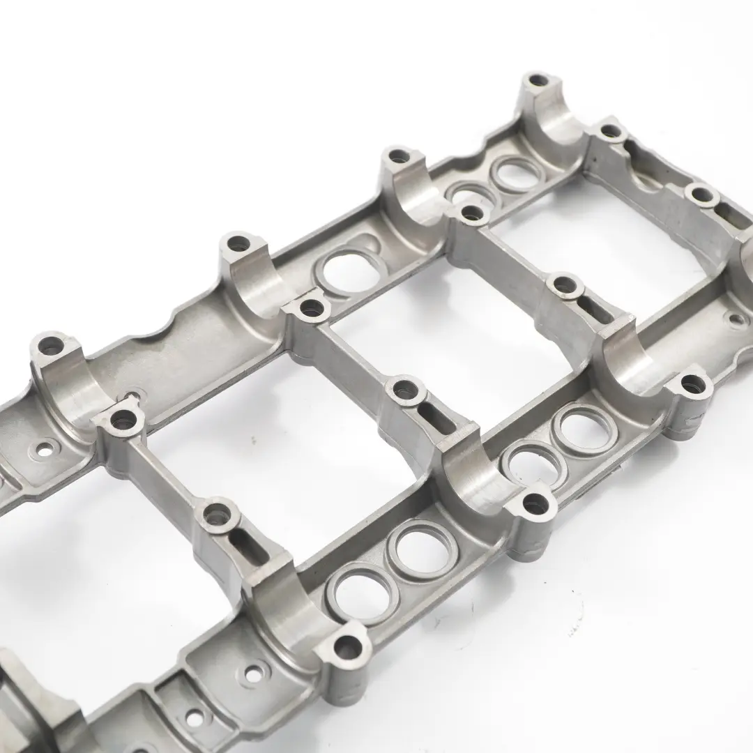 M271 Alberi Camme Supporto Cuscinetto Coperchio Superiore per Mercedes SLK R171 con numero di parte A2710510902 Mercedes SLK R171 M271 Alberi Camme Supporto Cuscinetto Coperchio Superiore - SKU A2710510902 - Numero di parte A2710510902