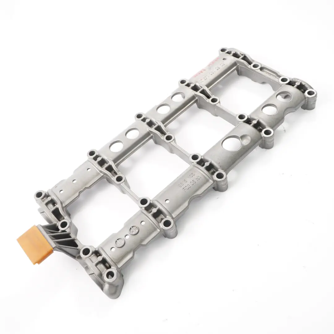 M271 Alberi Camme Supporto Cuscinetto Coperchio Superiore per Mercedes SLK R171 con numero di parte A2710510902 Mercedes SLK R171 M271 Alberi Camme Supporto Cuscinetto Coperchio Superiore - SKU A2710510902 - Numero di parte A2710510902