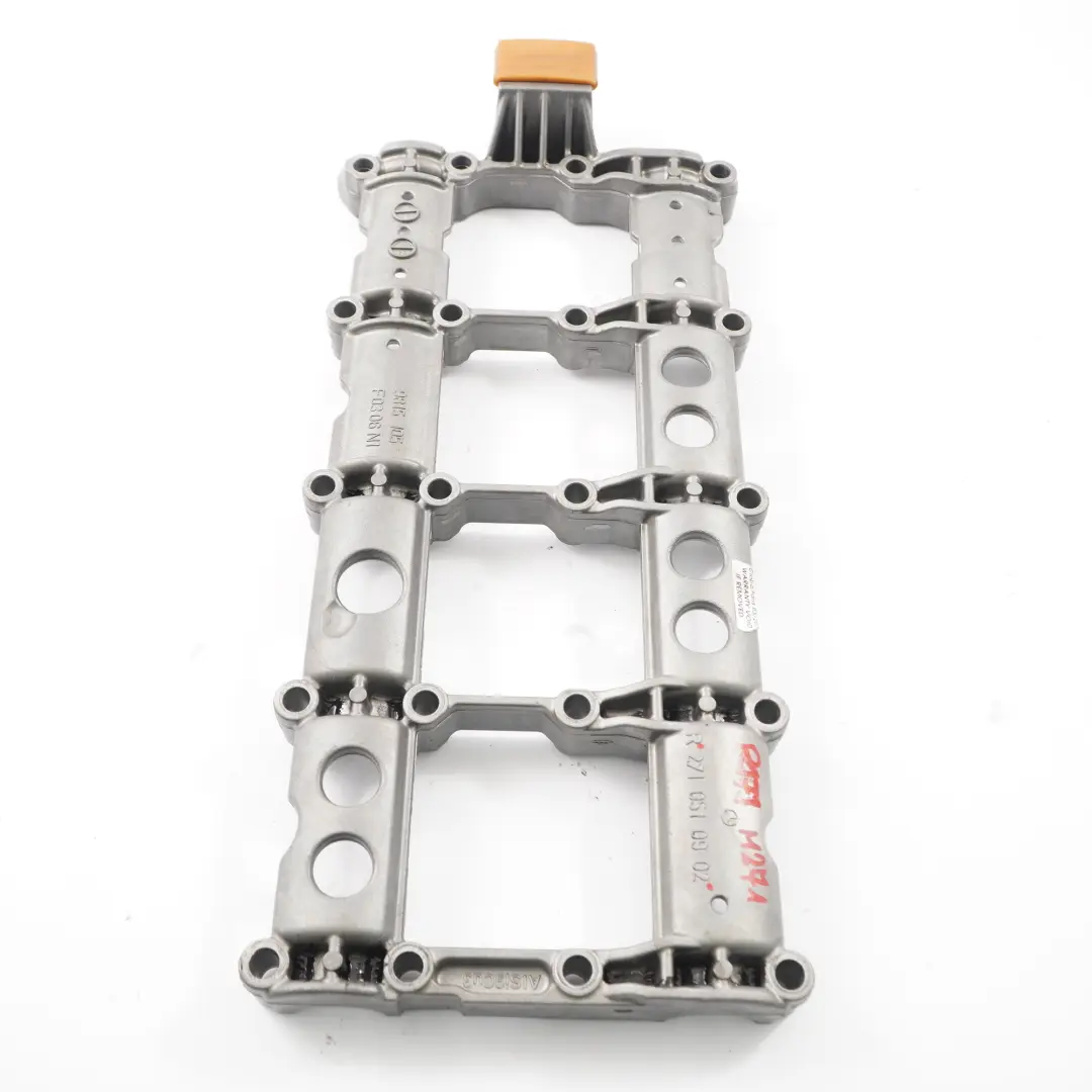 M271Support Palier D'Arbre À Cames Couvercle Supérieur pour Mercedes SLK R171 Petrol à propos du numéro de pièce A2710510902 Mercedes SLK R171 Petrol M271Support Palier D'Arbre À Cames Couvercle Supérieur - SKU A2710510902 - Numéro de pièce A2710510902