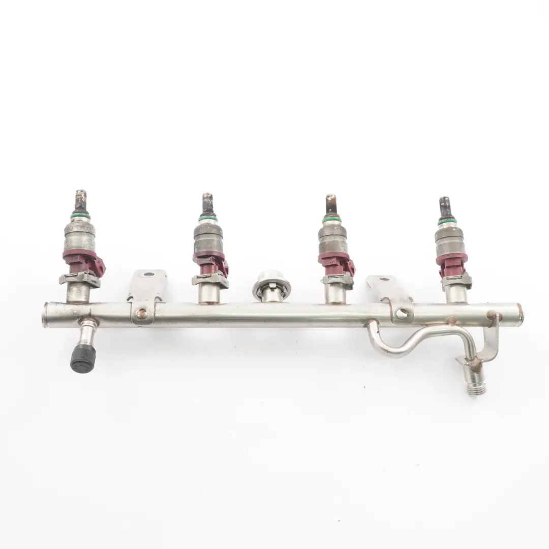 M271 Rail d'injecteur d'essence pour Mercedes W203 W211 Kompressor à propos du numéro de pièce A2710702595 Mercedes W203 W211 Kompressor M271 Rail d'injecteur d'essence - SKU A2710702595-1 - Numéro de pièce A2710702595