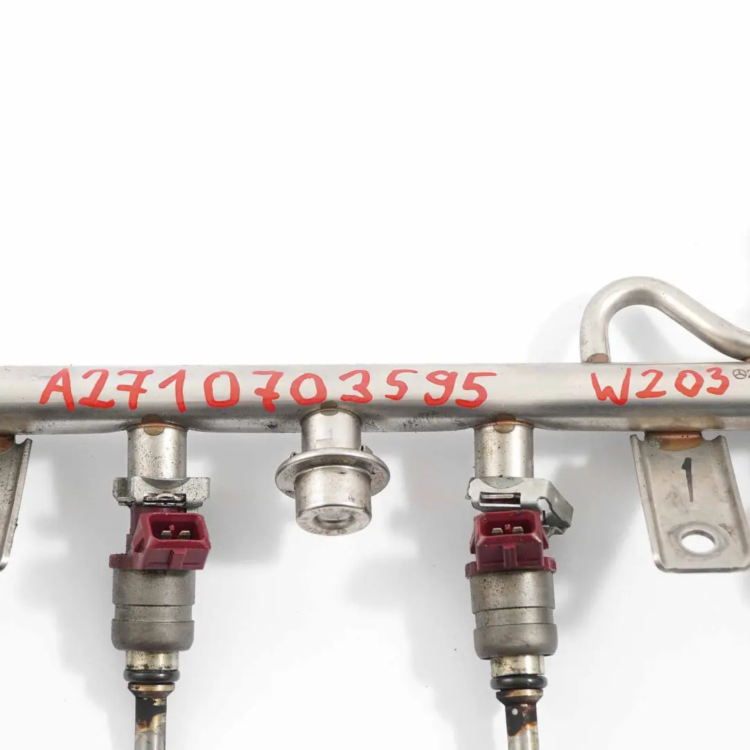 M271 Kraftstoffverteiler Injektion Benzin für Mercedes W203 mit Teilenummer A2710703595 Mercedes W203 M271 Kraftstoffverteiler Injektion Benzin - SKU A2710703595 - Teilenummer A2710703595