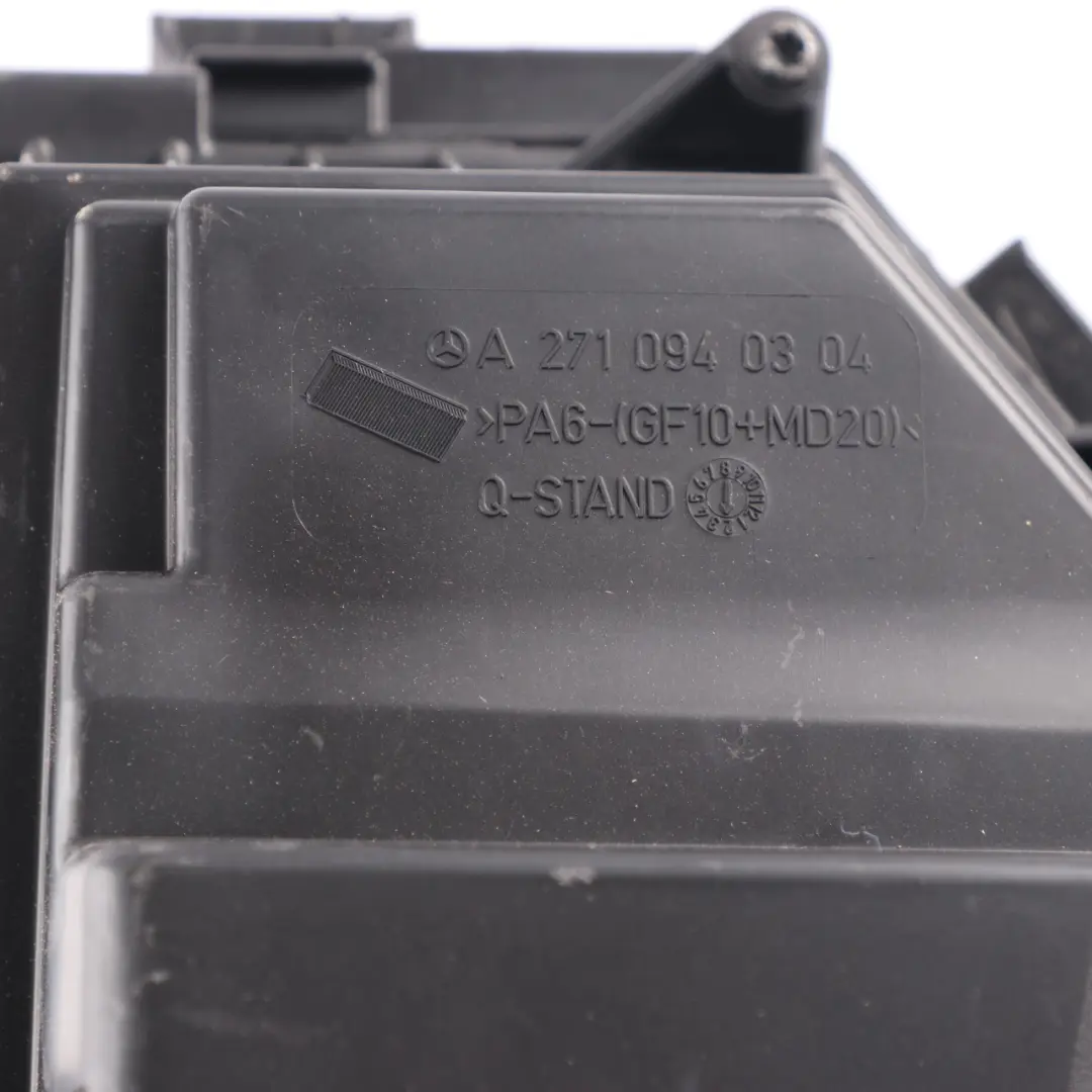 Mercedes W204 M271 Caja del Filtro de Admisión de Aire Elemento Carcasa Inferior - SKU A2710901601-1 - Número de pieza A2710901601