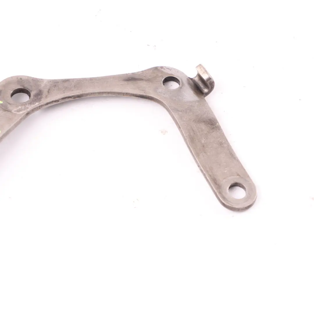 Mercedes W204 W212 M271 Auspuffhalterung vorne Halterung - SKU A2711401440 - Teilenummer A2711401440