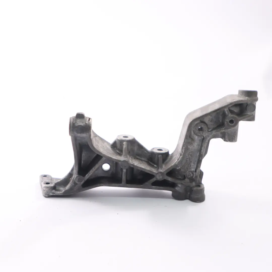 Mercedes W204 M271 EGR Support de soupape de gaz d'échappement - SKU A2711410840 - Numéro de pièce A2711410840