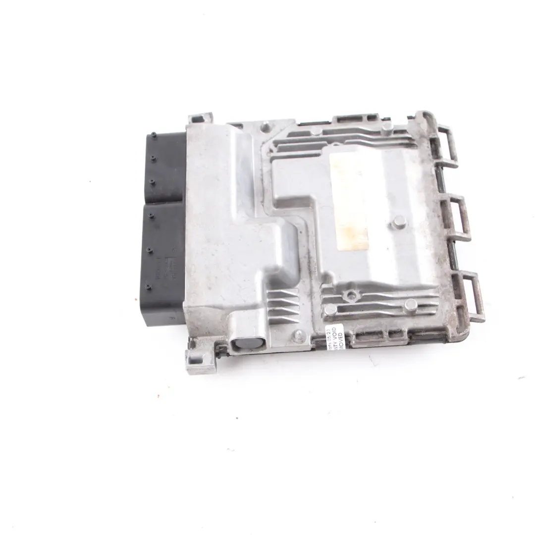 Mercedes W212 E200 BlueEFFICIENCY M271.860 184HP Engine ECU - SKU A2711500391-1 - Part number A2711500391