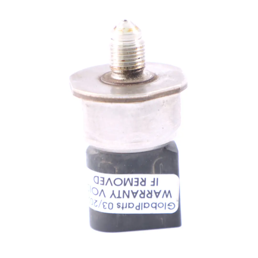 Sensore pressione carburante Mercedes W204 Benzina OM271 Iniezione per con numero di parte A2711530328 Sensore pressione carburante Mercedes W204 Benzina OM271 Iniezione - SKU A2711530328 - Numero di parte A2711530328