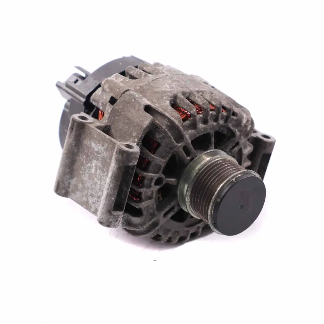 M271 Alternator do Mercedes W203 W204 o numerze A2711541402 Mercedes W203 W204 M271 Alternator - SKU A2711541402 - Numer Części A2711541402