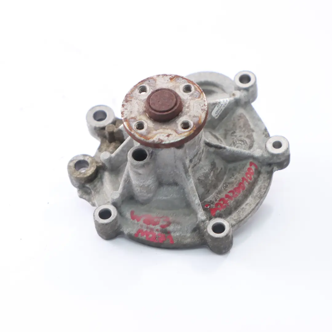 Pompe à eau Mercedes W204 Moteur essence M271 Pompe refroidissement pour à propos du numéro de pièce A2712001001 Pompe à eau Mercedes W204 Moteur essence M271 Pompe refroidissement - SKU A2712001001 - Numéro de pièce A2712001001