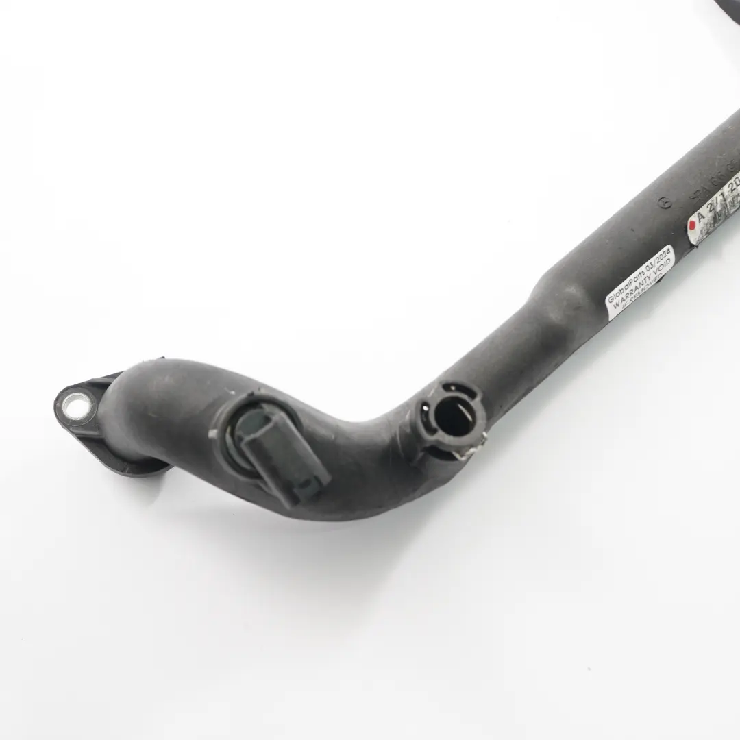 Tuyau de refroidissement Mercedes R177 M271 Pompe à eau Ligne de culasse  - SKU A2712001452 - Numéro de pièce A2712001452