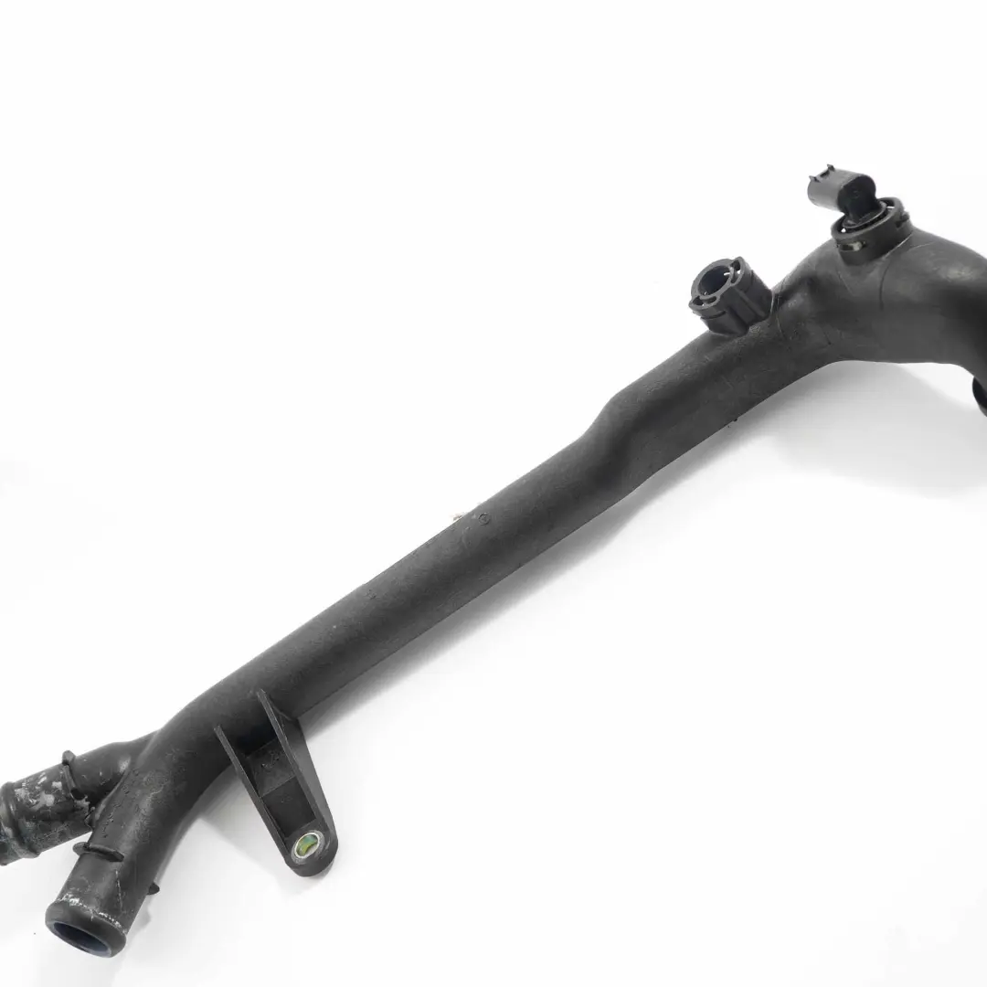 Mercedes W203 M271 Tuyau de Liquide de Refroidissement Pompe - SKU A2712001552 - Numéro de pièce A2712001552