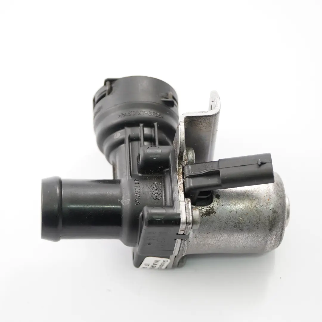 Mercedes W204 M271 contrôle pompe refroidissement eau chauffage - SKU A2712030164 - Numéro de pièce A2712030164