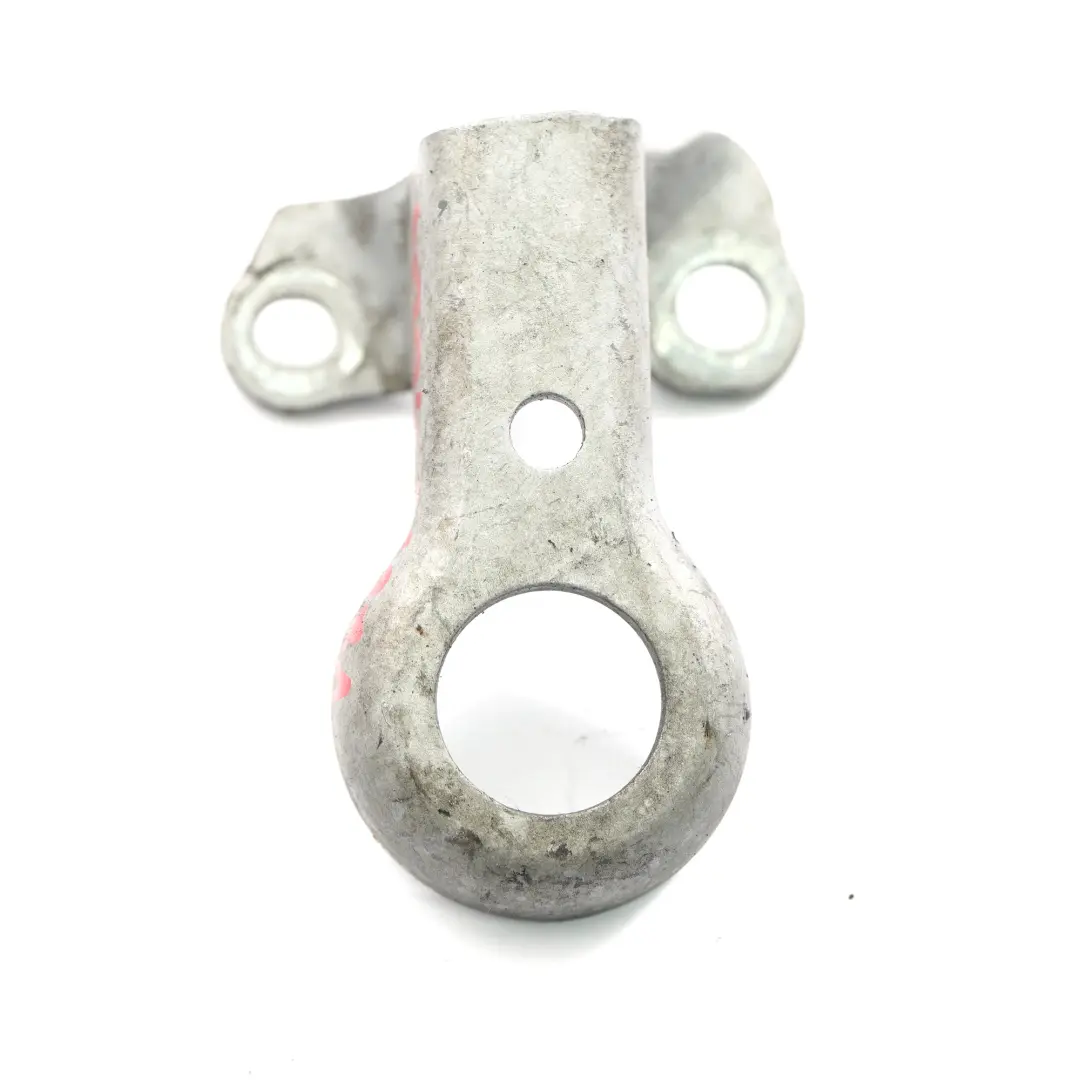 Carrier Mercedes W204 Petrol M271 Front Right Lifting Lug to Engine with Part number A2712231341 Engine Carrier Mercedes W204 Petrol M271 Front Right Lifting Lug - SKU A2712231341 - Part number A2712231341