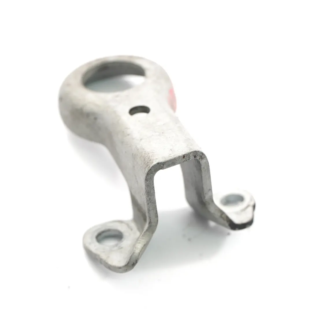  Support de moteur Mercedes W204 Petrol M271 Lug levage avant droit - SKU A2712231341 - Numéro de pièce A2712231341