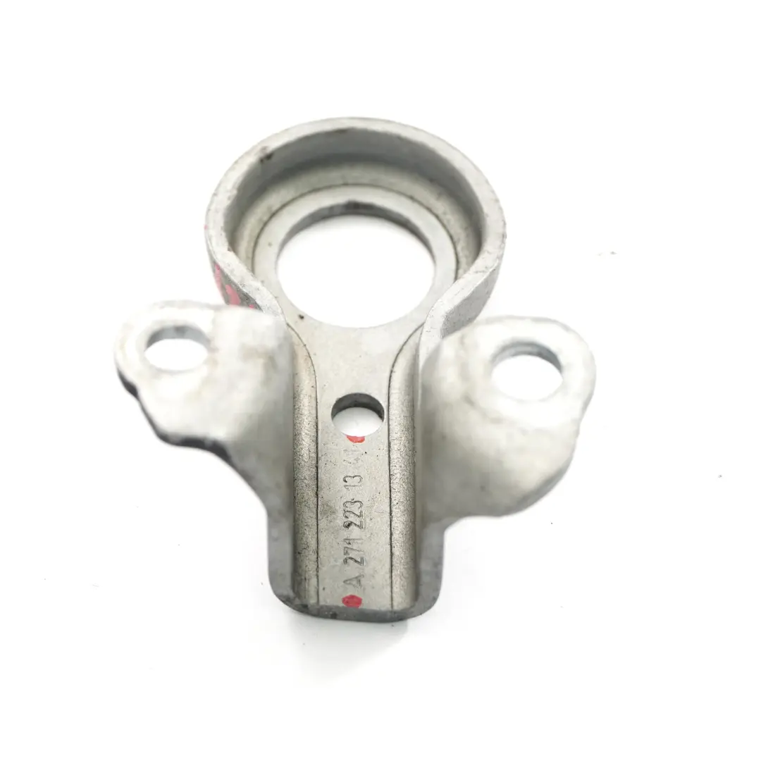 Portamotore Mercedes W204 Benzina M271 Capocorda sollevamento anteriore Destra per con numero di parte A2712231341 Portamotore Mercedes W204 Benzina M271 Capocorda sollevamento anteriore Destra - SKU A2712231341 - Numero di parte A2712231341