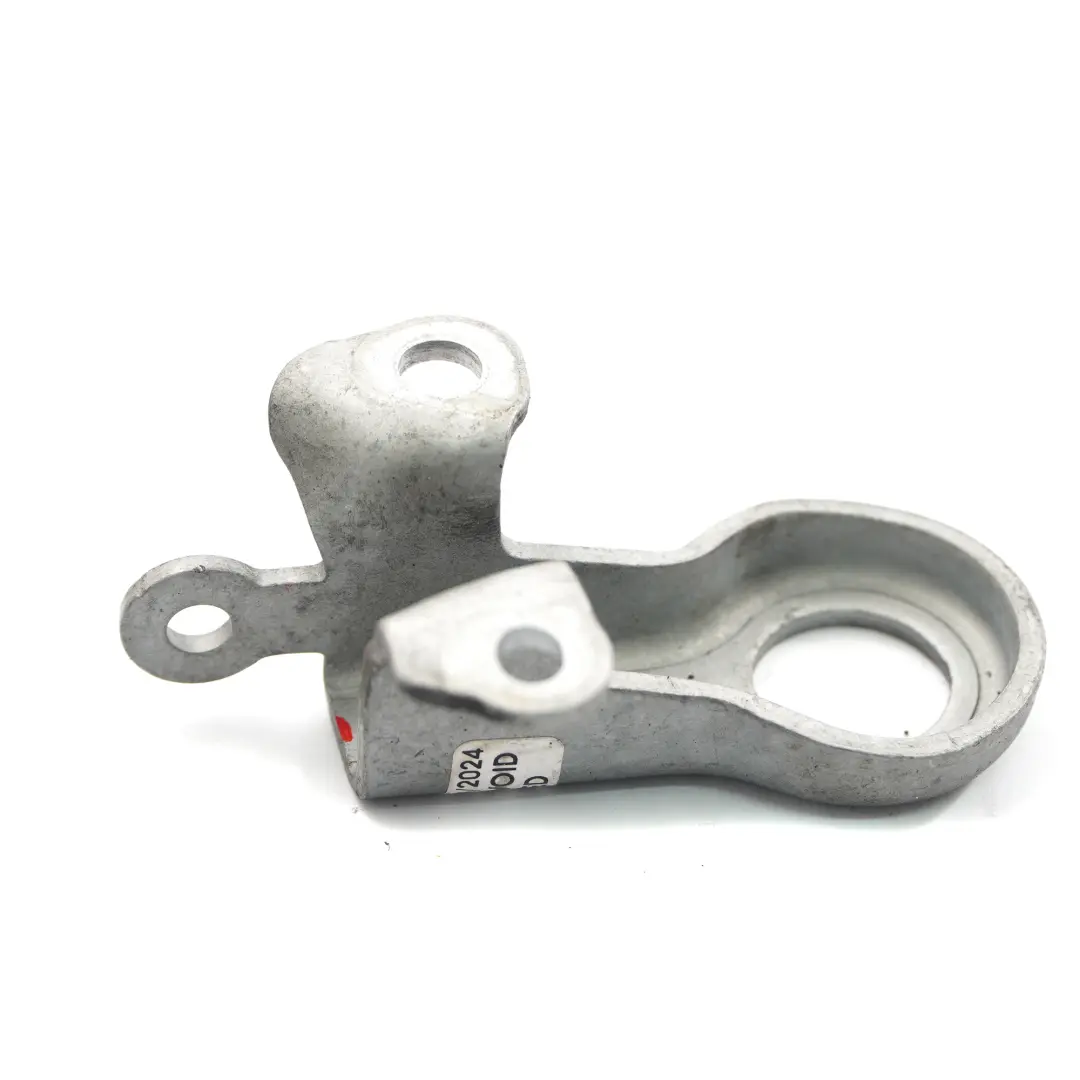 Carrier Mercedes W204 Petrol M271 Front Left Lifting Lug to Engine with Part number A2712231641 Engine Carrier Mercedes W204 Petrol M271 Front Left Lifting Lug - SKU A2712231641 - Part number A2712231641