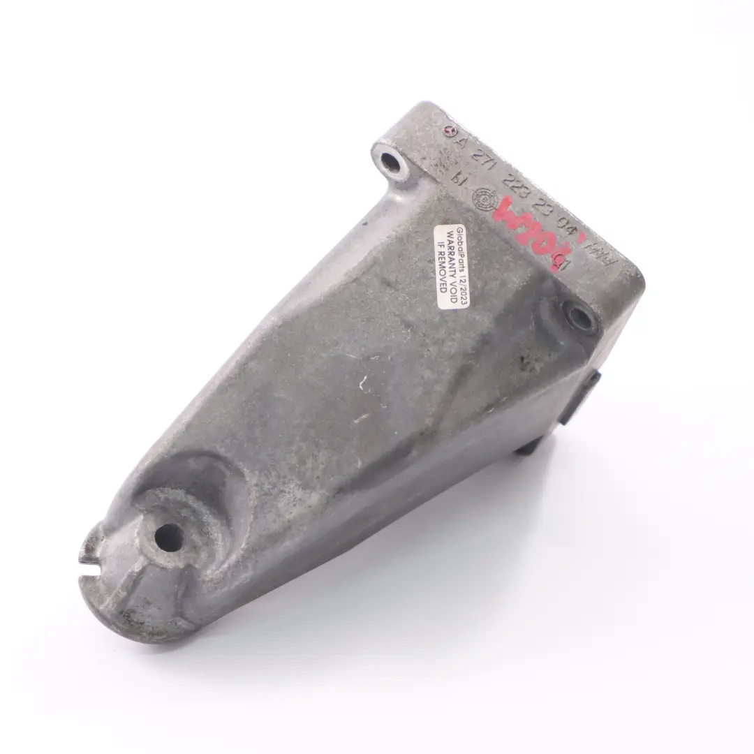 Mount Mercedes W204 M271 Petrol Carrier Right O/S Bracket to Engine with Part number A2712232304 Engine Mount Mercedes W204 M271 Petrol Carrier Right O/S Bracket - SKU A2712232304 - Part number A2712232304