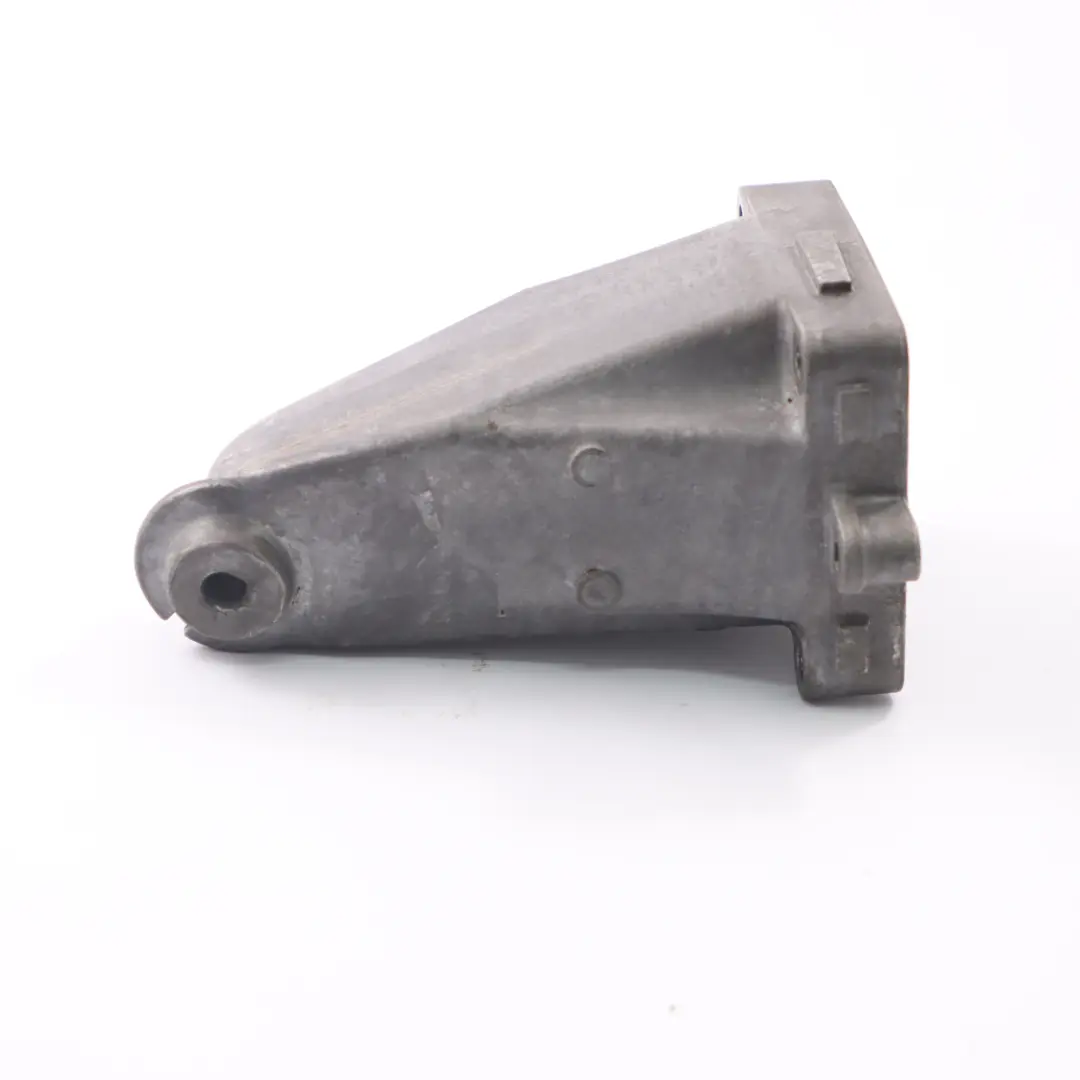 M271 Łapa Wspornik Mocowanie Silnika Prawa do Mercedes W204 o numerze A2712232304 Mercedes W204 M271 Łapa Wspornik Mocowanie Silnika Prawa - SKU A2712232304 - Numer Części A2712232304