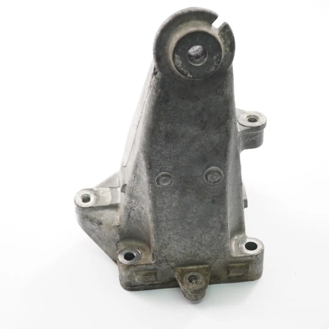Mount Mercedes W204 M271 Left N/S Petrol Support Holder to Engine with Part number A2712232704 Engine Mount Mercedes W204 M271 Left N/S Petrol Support Holder - SKU A2712232704 - Part number A2712232704