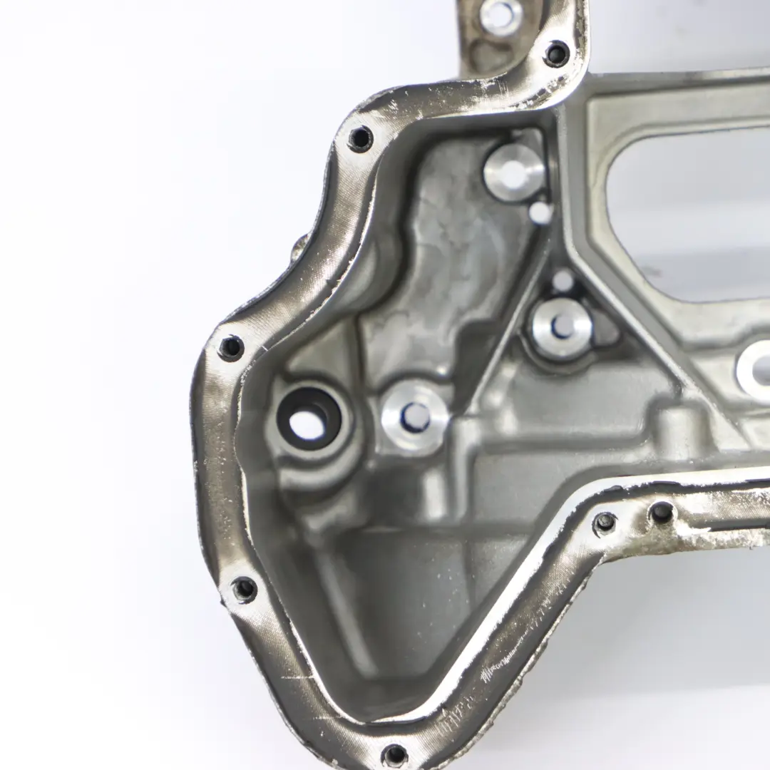 Cárter de aceite Mercedes W211 Motor de gasolina M272 Cárter de aceite superior para con número de pieza A2720142102 Cárter de aceite Mercedes W211 Motor de gasolina M272 Cárter de aceite superior - SKU A2720142102 - Número de pieza A2720142102