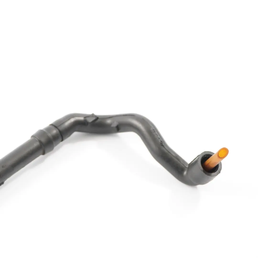 Mercedes W204 M272 manguera del respiradero del motor gasolina - SKU A2720181382 - Número de pieza A2720181382