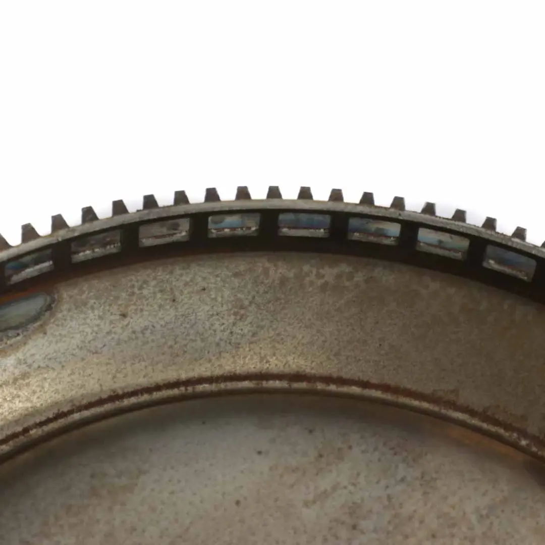 Schwungrad ring Mercedes W203 M272 Automatik-Getriebe Starter Ring A2720300512 für mit Teilenummer A2720300112 Schwungrad ring Mercedes W203 M272 Automatik-Getriebe Starter Ring A2720300512 - SKU A2720300112 - Teilenummer A2720300112