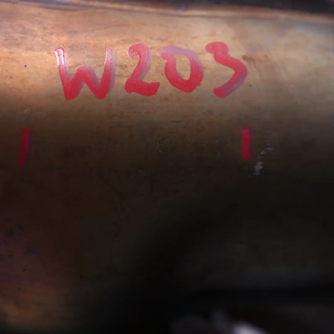 M272 Benzin Auspuffkrümmer Abgaskrümmer Links für Mercedes W203 W204 mit Teilenummer A2721400109 Mercedes W203 W204 M272 Benzin Auspuffkrümmer Abgaskrümmer Links - SKU A2721400109-1 - Teilenummer A2721400109