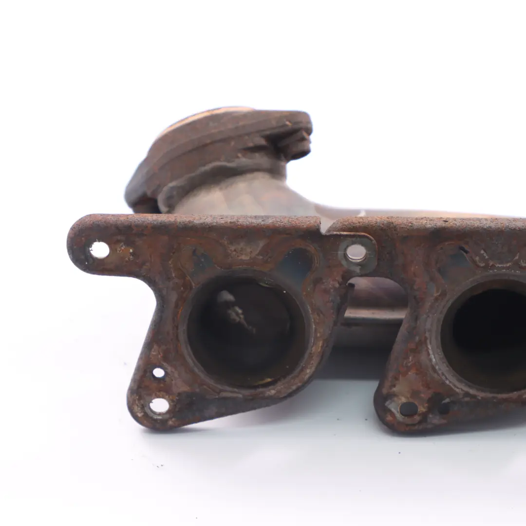 M272.942 Rechts Motor Gas Auspuffkrümmer für Mercedes R171 mit Teilenummer A2721402409 Mercedes R171 M272.942 Rechts Motor Gas Auspuffkrümmer - SKU A2721402409 - Teilenummer A2721402409