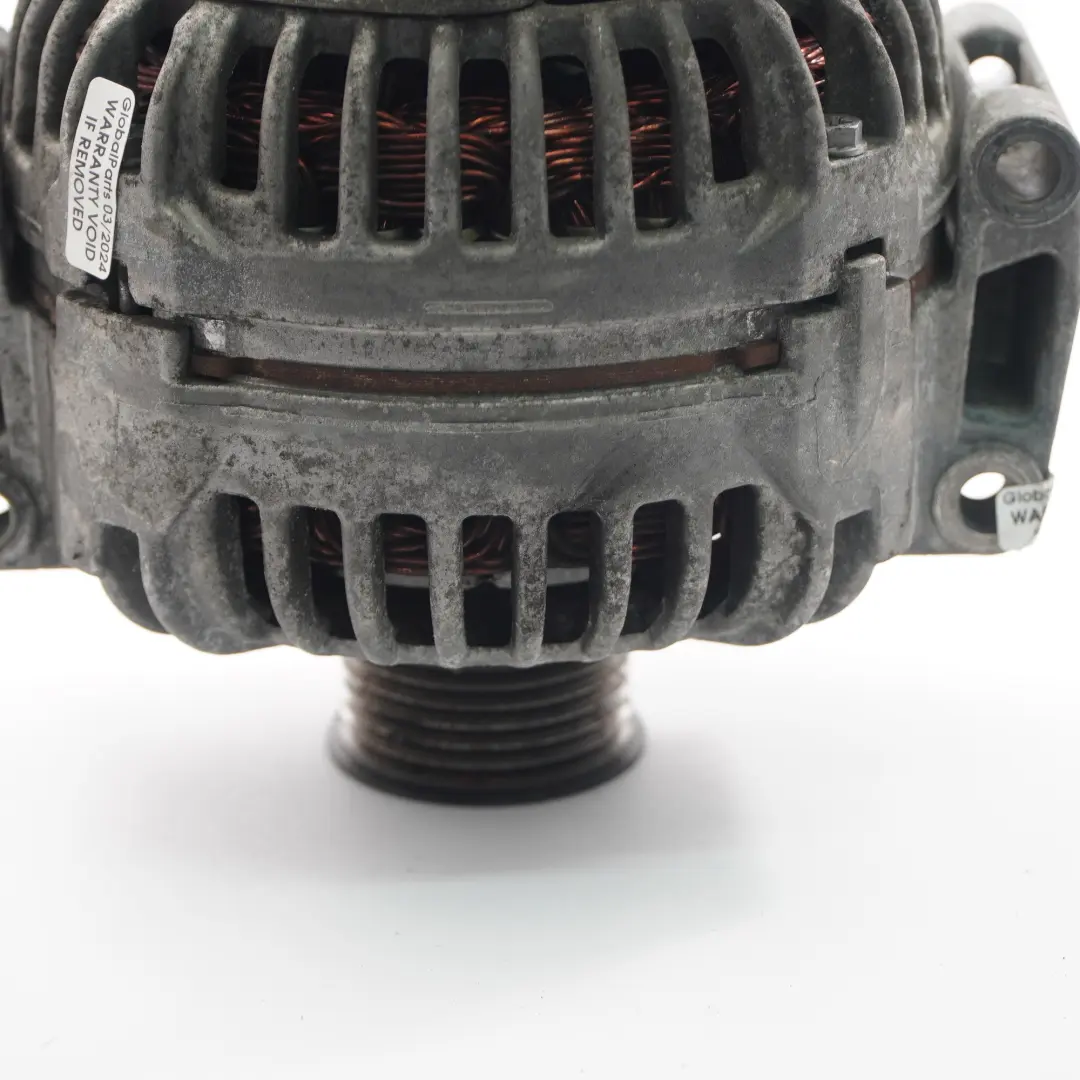 Alternator Bosch 14V 180A do Mercedes W211 o numerze A2721540102 Mercedes W211 Alternator Bosch 14V 180A - SKU A2721540102 - Numer Części A2721540102