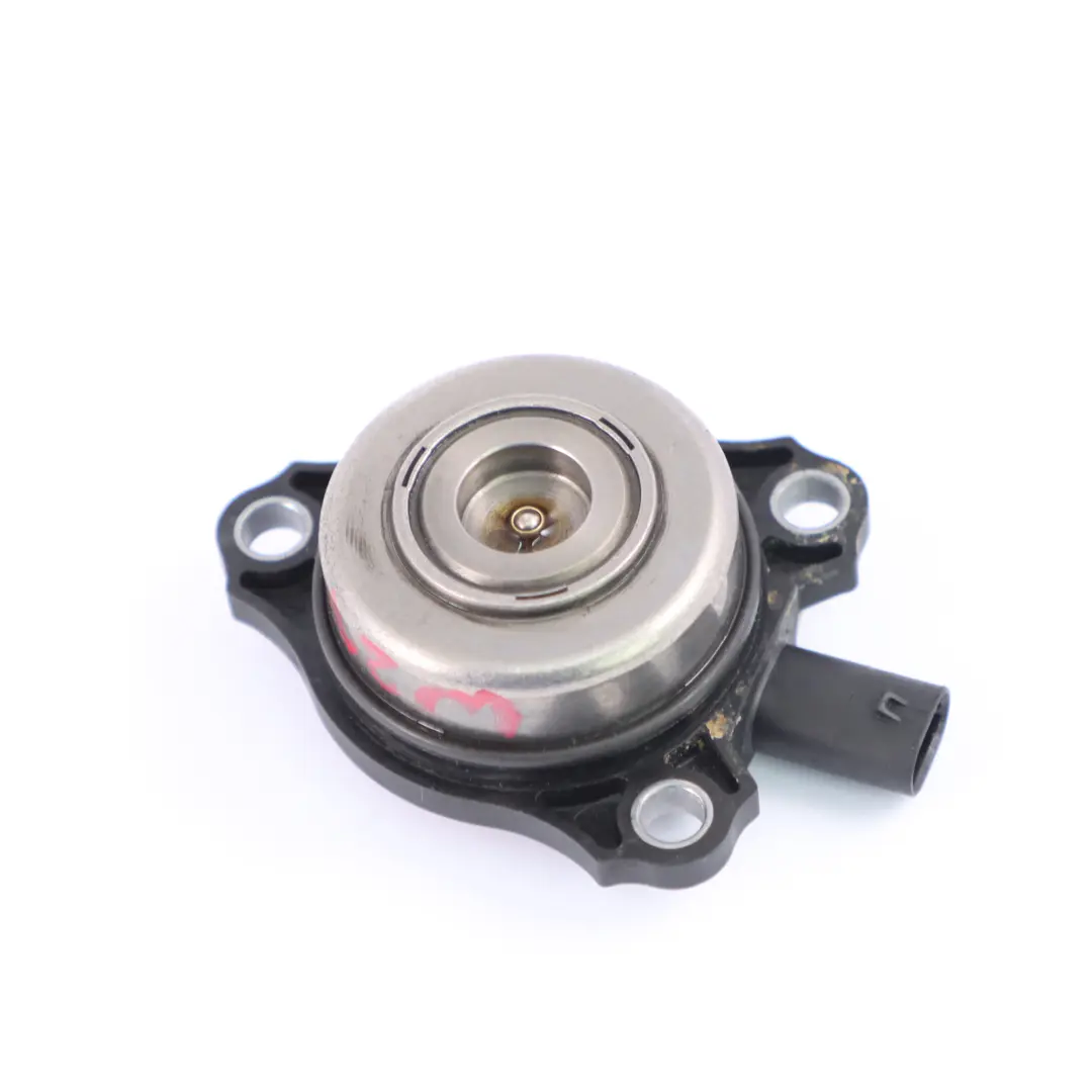 Elektromagnet Mercedes W211 OM272 Einlass Nockenwellenversteller für mit Teilenummer A2720510177 Elektromagnet Mercedes W211 OM272 Einlass Nockenwellenversteller - SKU A2721560000 - Teilenummer A2720510177