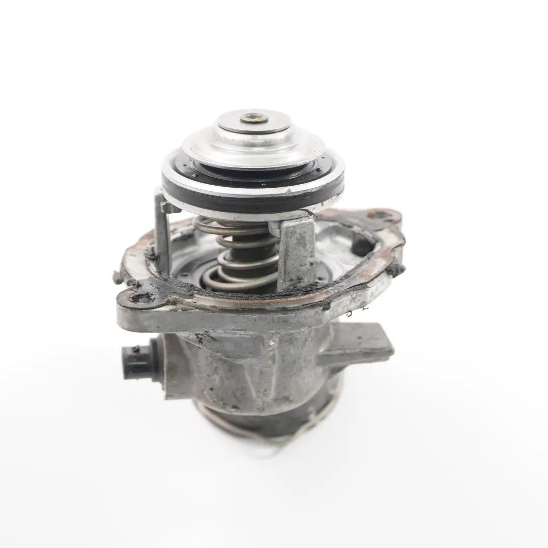 Thermostat Mercedes W211 Essence M272 Thermostat du liquide de refroidissement  - SKU A2722000015 - Numéro de pièce A2722000015