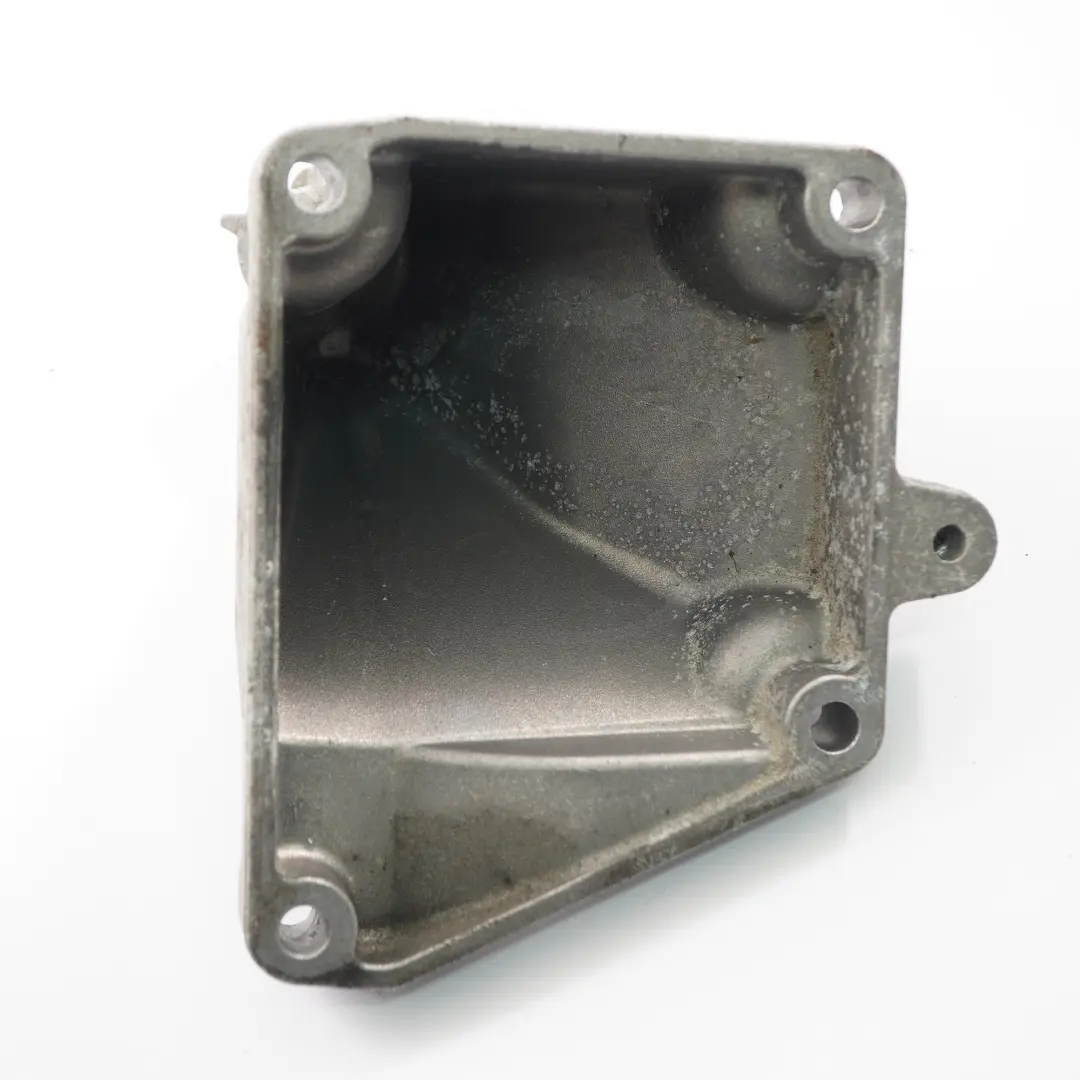 Mount Mercedes W211 Petrol Engine M272 Support Bracket to Engine with Part number A2722231604 Engine Mount Mercedes W211 Petrol Engine M272 Support Bracket - SKU A2722231604 - Part number A2722231604