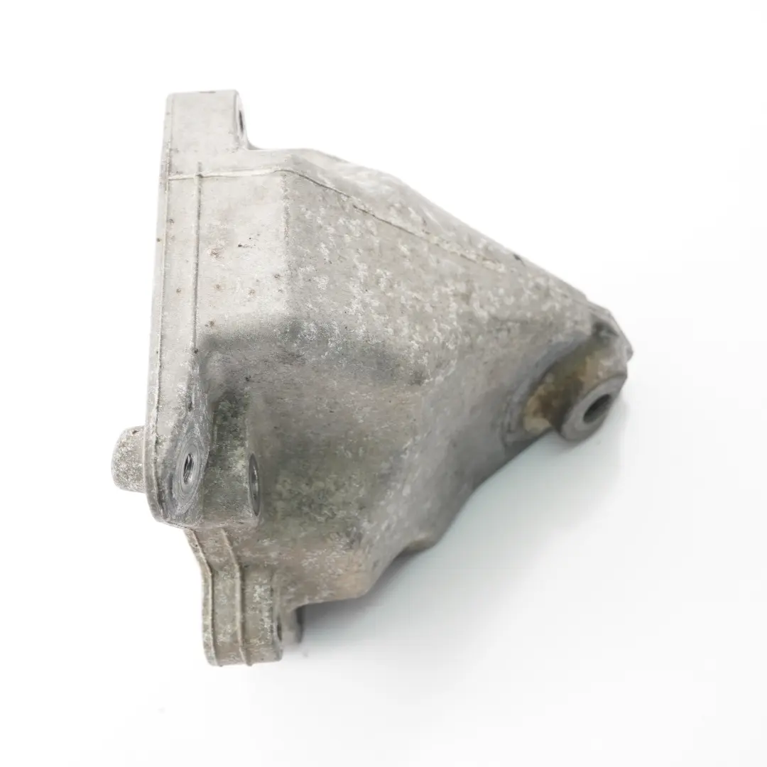 Carrier Mercedes W211 R171 Petrol Engine M272 Engine Bracket Mount to with Part number A2722231704 Carrier Mercedes W211 R171 Petrol Engine M272 Engine Bracket Mount - SKU A2722231704 - Part number A2722231704