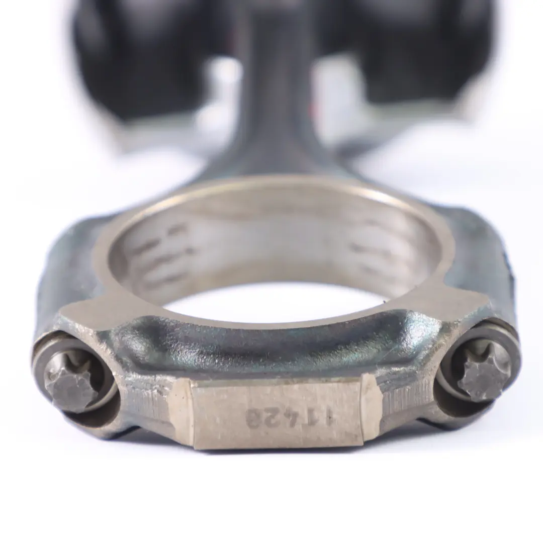 Connecting Rod Piston Mercedes W204 Petrol Engine M272 A2720301018 to with Part number A2730300820 Connecting Rod Piston Mercedes W204 Petrol Engine M272 A2720301018 - SKU A2730300820 - Part number A2730300820