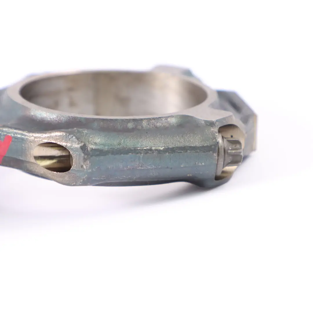 Piston de bielle Mercedes W204 Moteur à essence M272 A2720301018 pour à propos du numéro de pièce A2730300820 Piston de bielle Mercedes W204 Moteur à essence M272 A2720301018 - SKU A2730300820 - Numéro de pièce A2730300820