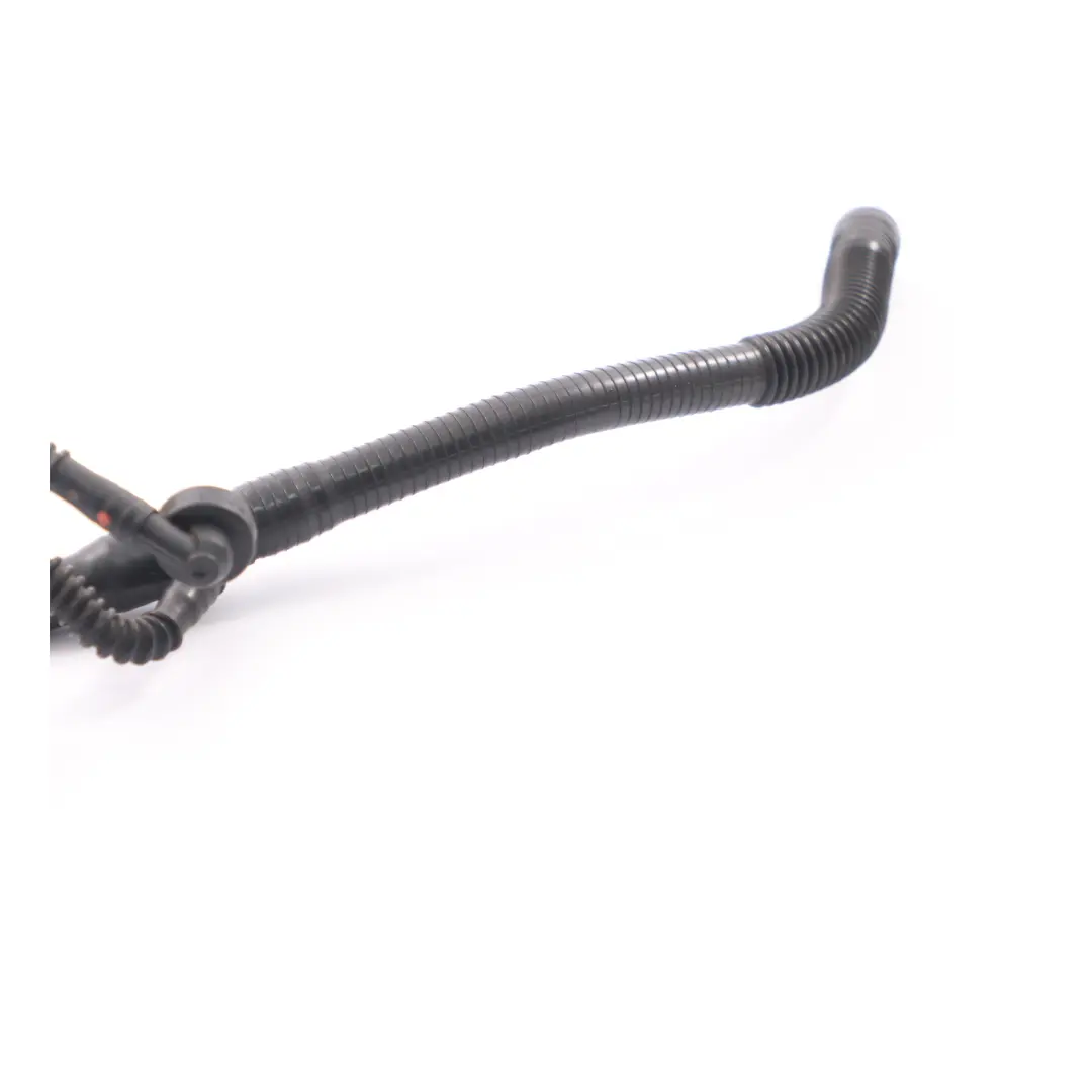 M274 Tuyau de ventilation du carter d'accélérateur pour Mercedes W204 à propos du numéro de pièce A2740181300 Mercedes W204 M274 Tuyau de ventilation du carter d'accélérateur - SKU A2740181300 - Numéro de pièce A2740181300