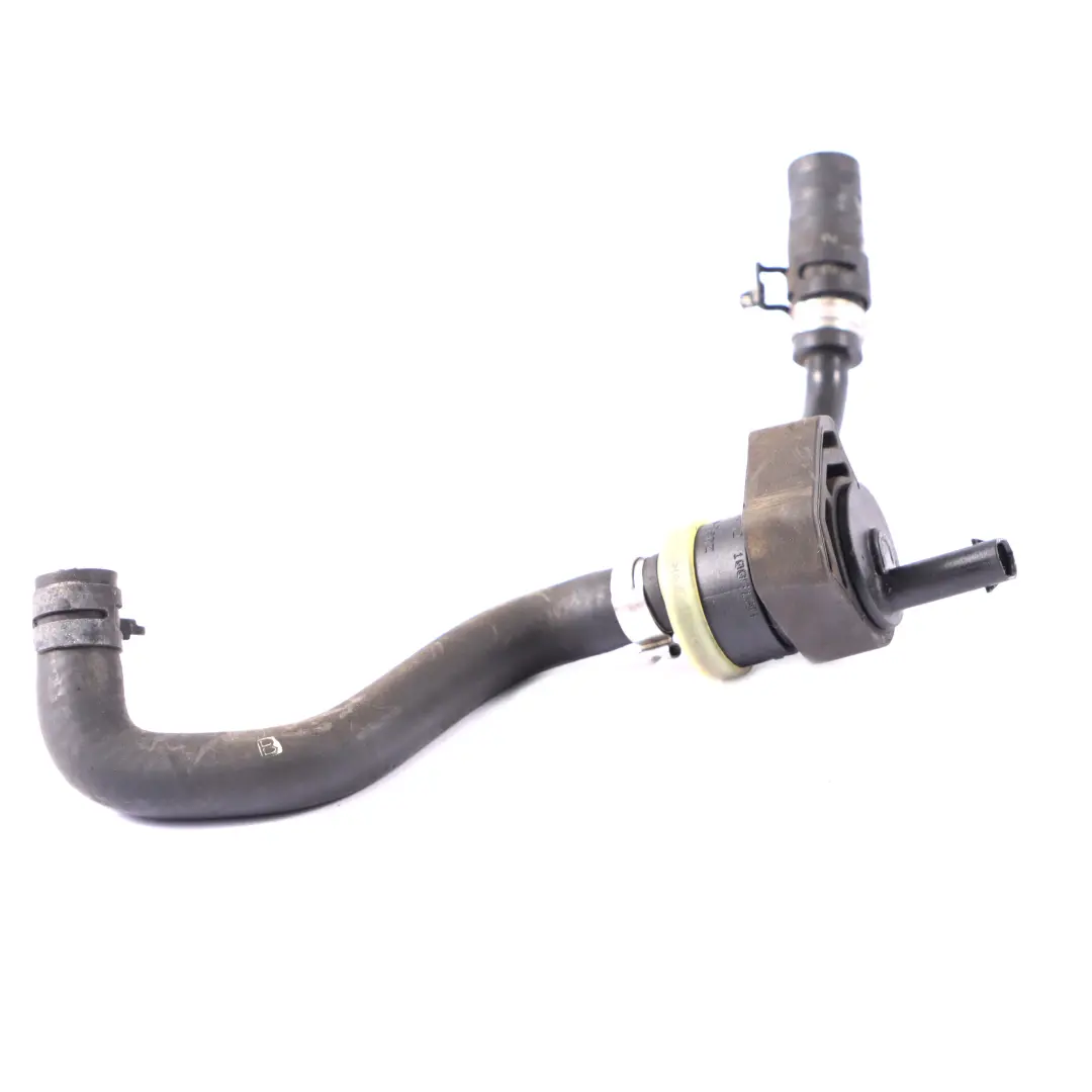 Línea de ventilación del cárter Mercedes X253 M274 Respiradero para con número de pieza A2740182101 Línea de ventilación del cárter Mercedes X253 M274 Respiradero - SKU A2740182101 - Número de pieza A2740182101