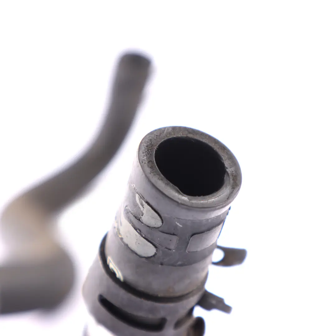 ventilazione del carter Mercedes X253 benzina M274 sfiato per Linea di con numero di parte A2740182101 Linea di ventilazione del carter Mercedes X253 benzina M274 sfiato - SKU A2740182101 - Numero di parte A2740182101