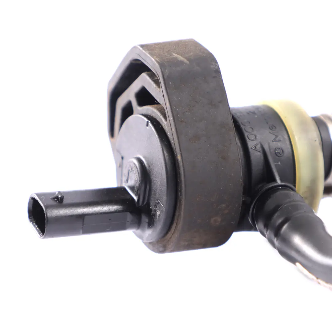  Ligne ventilation carter Mercedes X253 Essence M274 Évent de purge - SKU A2740182101 - Numéro de pièce A2740182101