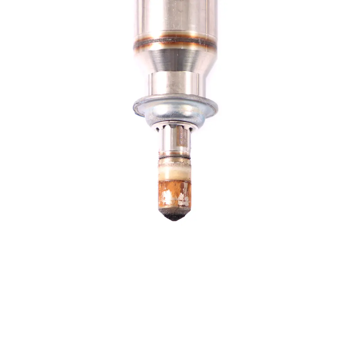 Mercedes W205 M274 Petrol Rail de carburant Injection Injecteur - SKU A2740700995 - Numéro de pièce A2740700995