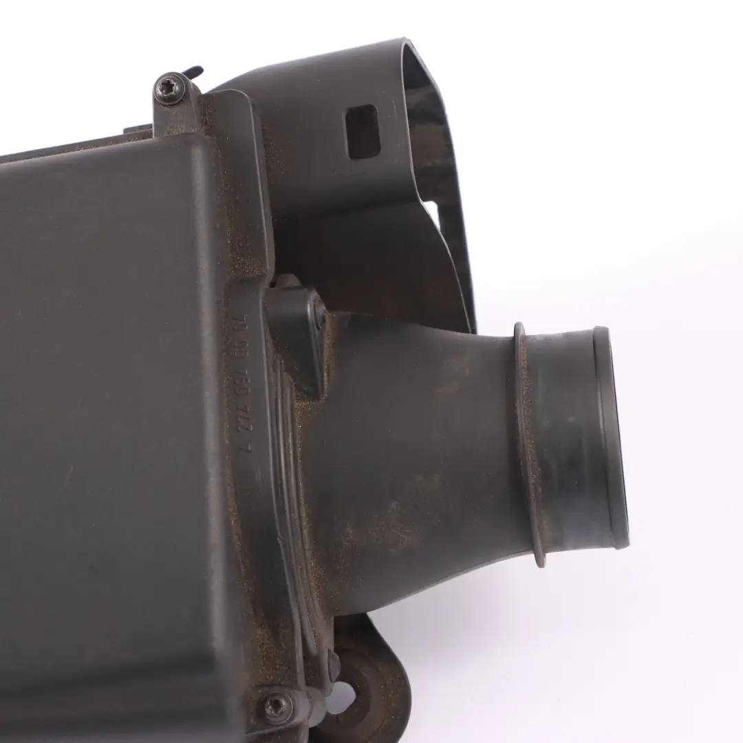 M274 Filtro Aria Scatola Alloggiamento Copertura per Mercedes W204 C204 con numero di parte A2740900001 Mercedes W204 C204 M274 Filtro Aria Scatola Alloggiamento Copertura - SKU A2740900001-1 - Numero di parte A2740900001