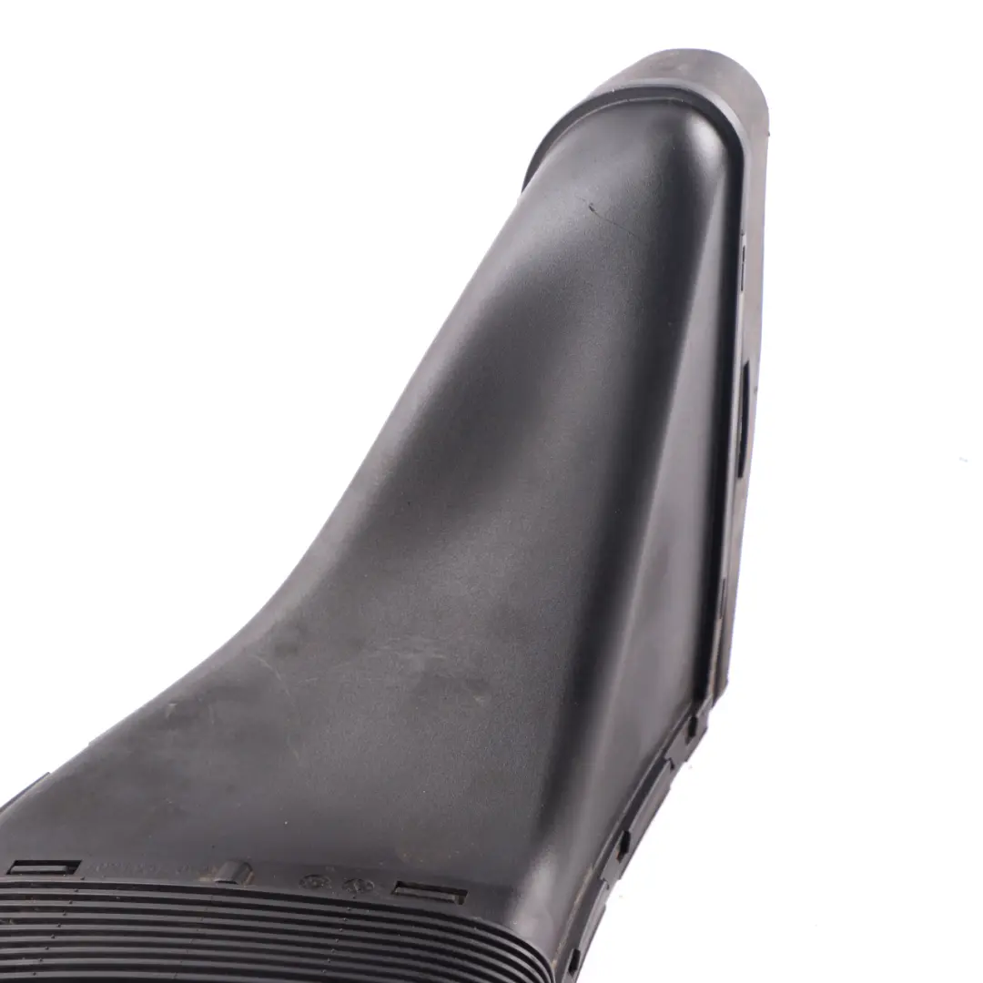 Duct Mercedes W204 W212 C207 M276 Intake Hose Tube to Air with Part number A2760902182 Air Duct Mercedes W204 W212 C207 M276 Intake Hose Tube - SKU A2760902182 - Part number A2760902182