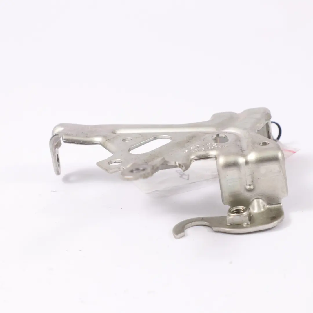 Mercedes-Benz W205 Motorhalterung für mit Teilenummer A2761402240 Mercedes-Benz W205 Motorhalterung - SKU A2761402240 - Teilenummer A2761402240