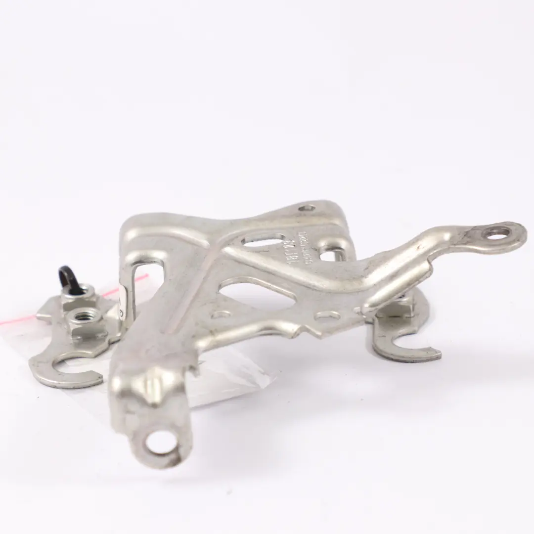 Mercedes-Benz W205 Soporte de montaje del motor para con número de pieza A2761402240 Mercedes-Benz W205 Soporte de montaje del motor - SKU A2761402240 - Número de pieza A2761402240